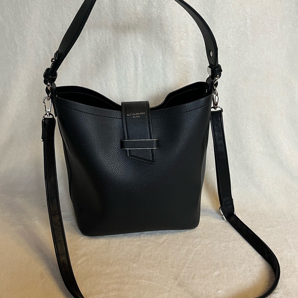 Chic Black Shoulder Bag